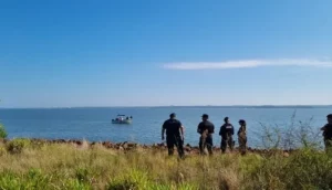 Garupá: intensa búsqueda de un hombre desaparecido en el río Paraná imagen-3