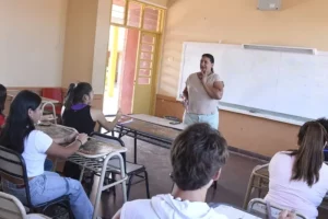 Con gran convocatoria, se desarrollan clases de apoyo gratuitas en el BOP 61 imagen-1