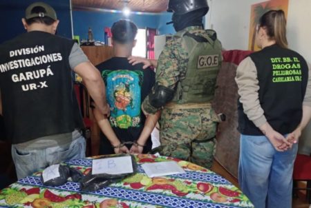 La Policía desarticuló narcokioscos en Candelaria: tres detenidos | OberaInside.com.ar La Noticia Junto a VosLa Policía desarticuló narcokioscos en Ca... imagen-5