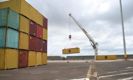 Primera exportación del año desde el puerto de Posadas: madera y pasta celulosa a Asia, Europa y Estados Unidos imagen-10