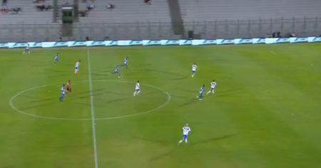 La magia del 'Pulga' Rodríguez sigue intacta: a los 40 años clavó un golazo desde mitad de cancha en un amistoso en Uruguay imagen-11