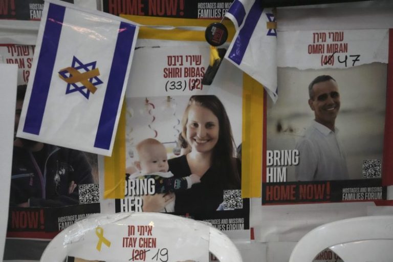 La indignación de los familiares de los Bibas con Netanyahu: “No hay perdón por abandonarlos” imagen-5