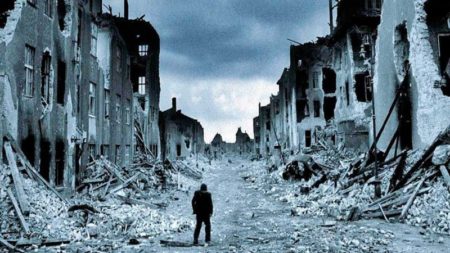 Si te ha gustado 'The Brutalist', tienes que ver esta película: una conmovedora y cruda historia real sobre la Segunda Guerra Mundial imagen-10