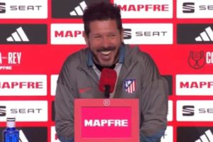 Diego Simeone hizo un chiste en plena conferencia de prensa, se tentó y su risa se viralizó en las redes imagen-1