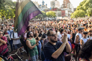 🔴EN VIVO: Una multitud marcha contra el fascismo imagen-3