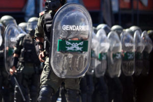 Gendarmes, al borde de una rebelión sindical imagen-3