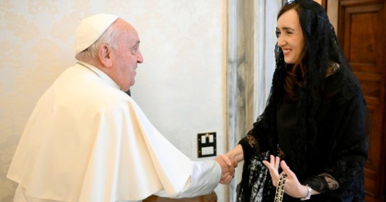 Javier Milei y sus medidas, EN VIVO: "Nuestras oraciones están con él", el video que compartió Villarruel con el papa Francisco imagen-5