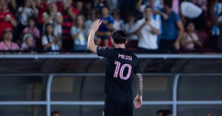 Video: el gol de Lionel Messi para el Inter Miami vs. Olimpia de Honduras imagen-22