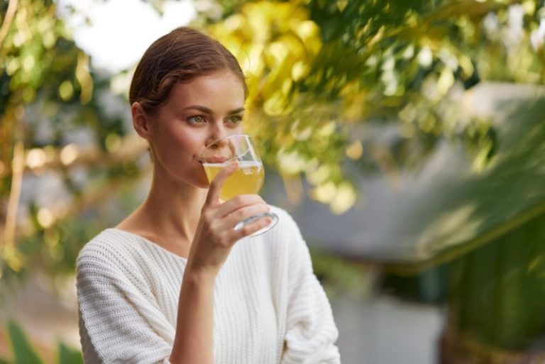 Qué es la kombucha, cómo se prepara y qué genera en el cuerpo: es ideal para reemplazar a las bebidas dulces imagen-4