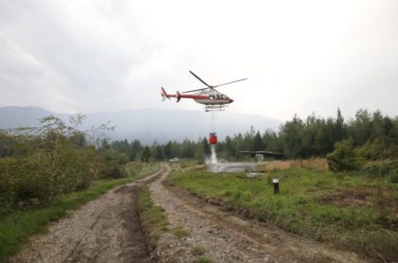 Continúan los refuerzos de combate del incendio en El Bolsón imagen-8