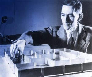 Claude Shannon, el genial matemático que inventó la era digital y luego se retiró a su “cuarto de juguetes” imagen-1