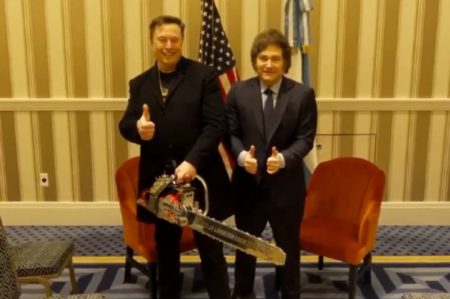 Javier Milei se ve con Elon Musk y Santiago Caputo se suma a la comitiva imagen-6