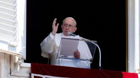 El papa Francisco padece neumonía bilateral y su estado es “complejo”, según el Vaticano imagen-8