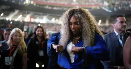 Por qué estuvo Serena Williams participando del Super Bowl qué hizo y a quién defendió imagen-13