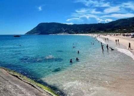 Parece el Caribe: el fenómeno que alteró el mar de Río de Janeiro y sorprendió a los turistas imagen-16