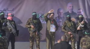 Hamas liberó a los rehenes Yarden Bibas y Ofer Kalderon: los entregaron a la Cruz Roja imagen-1