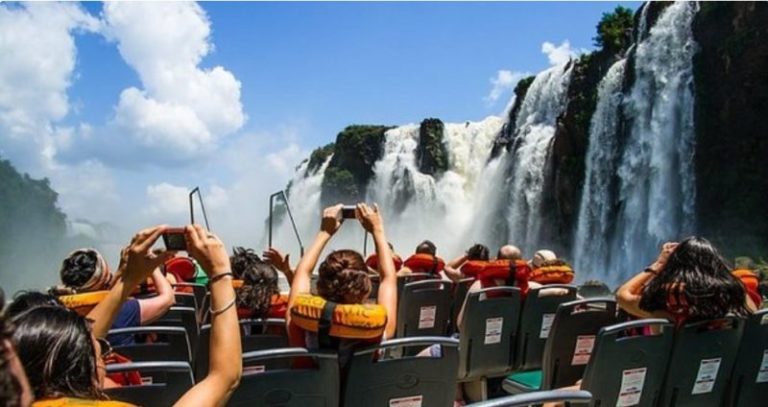 Cataratas del Iguazú recibió un 35% más de turistas en enero a comparación de 2024 imagen-5