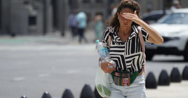 Otra jornada de calor en Buenos Aires y casi medio país bajo alerta, con temperaturas por arriba de los 40º imagen-5