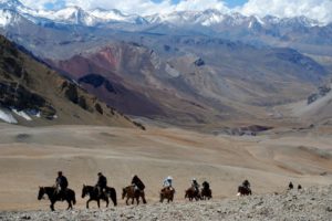 Cómo son las salidas para cruzar la Cordillera de los Andes a caballo imagen-4