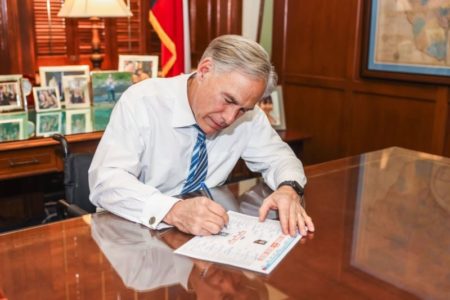 Greg Abbott prohíbe las políticas de diversidad e inclusión en Texas: “Didiven en lugar de unirnos” imagen-11