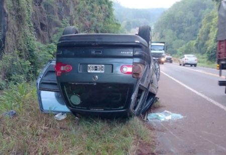 Los Ángeles de la Kachaka sufrieron un accidente en Caraguatay imagen-8