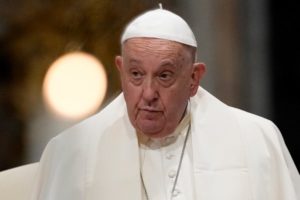 La salud de Francisco: “La noche pasó tranquila, el Papa ha descansado” imagen-3