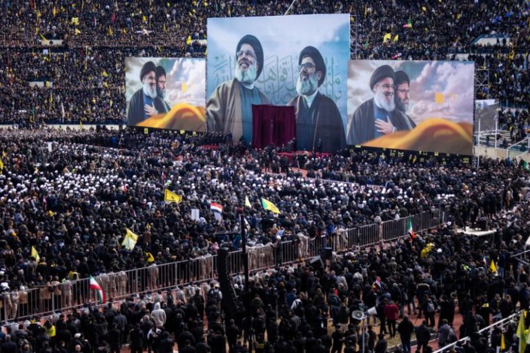 Multitudinario funeral de Hassan Nasrallah, el líder de Hezbollah asesinado en el Líbano imagen-5