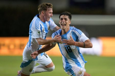 Agenda de TV del viernes: Argentina - Uruguay en el Sudamericano Sub 20, Torneo Apertura y fútbol europeo imagen-13