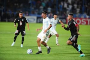 Riestra goleó a Atlético Tucumán como visitante y se prende a la pelea en la zona B imagen-2