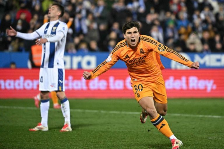 Un argentino hizo sufrir a Real Madrid, que avanzó a la semifinal de la Copa del Rey gracias a un canterano imagen-5