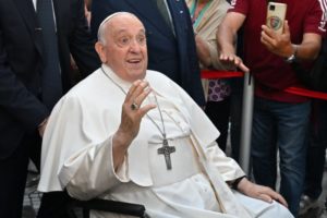 La salud del Papa: neumonía bilateral, un cuadro en el que son claves las próximas horas imagen-2