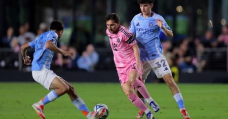 El Inter Miami de Lionel Messi tuvo un héroe inesperado ante New York City FC y lo empató en el minuto 100 en el arranque de la MLS imagen-12