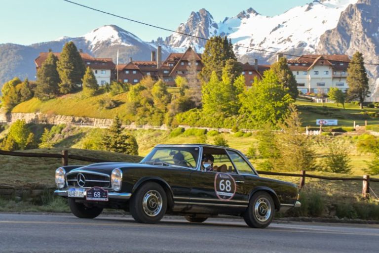 Mercedes Benz 280 modelo 2025: así sería el histórico vehículo, según la IA imagen-4