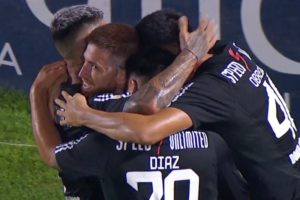 Riestra sorprende: golea y es escolta en el torneo Apertura con la ayuda... de sus rivales imagen-2