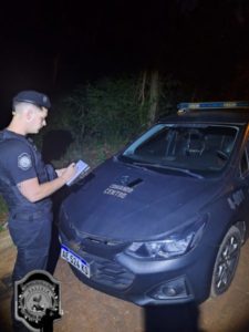 La policía recuperó el celular que adolescente le arrebató a una estudiante en la calle imagen-1