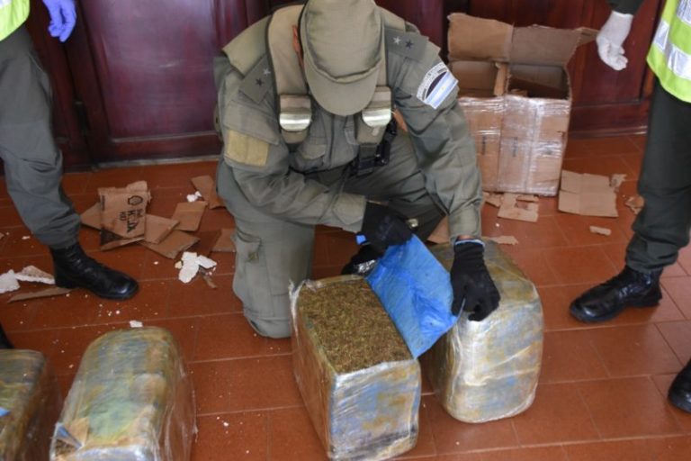 Corrientes: incautan marihuana oculta en encomiendas imagen-5