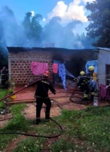 Se incendió una vivienda familiar en Oberá, no hubo personas lesionadas imagen-2