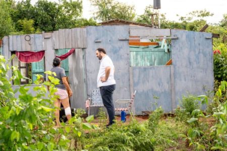 Casi un millar de personas afectadas por tormenta en Alem imagen-12