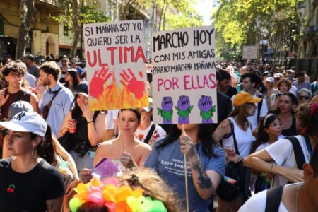 Una amplia variedad de reclamos detrás del rechazo abierto al discurso de Milei imagen-11