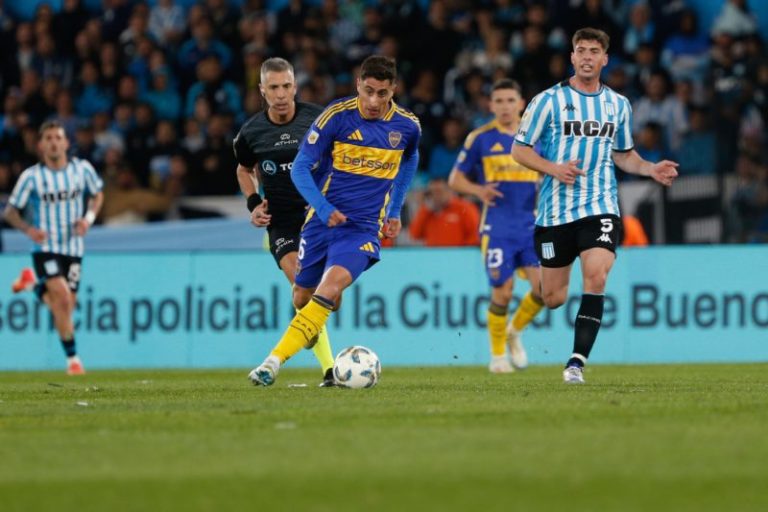 A qué hora juega Racing vs. Boca Juniors, por el Torneo Apertura 2025 imagen-5