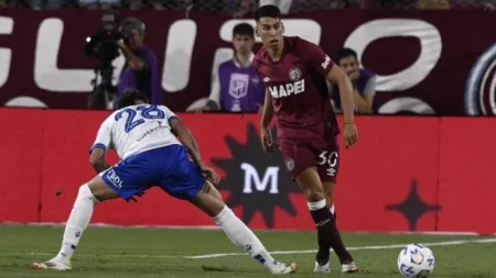 Tras la gran victoria de Estudiantes ante Central Córdoba, Lanús empató 0-0 con Vélez  imagen-8