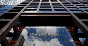 Otro informe de Wall Street advierte sobre el tema del momento: Morgan Stanley también habla de riesgos con el dólar imagen-3