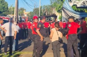 Con honores y profundo dolor, despidieron al bombero que murió en acto de servicio imagen-2