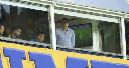 Riquelme y una vestimenta diferente para el partido ante Aldosivi imagen-13