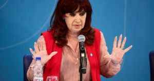 Cristina Kirchner busca contener las fugas y ensaya un último intento para que el Gobierno no logre suspender las PASO imagen-3