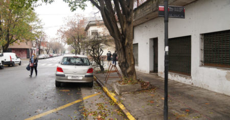 Motochorros balearon a un policía de la Ciudad en Nueva Pompeya para robarle la moto imagen-29