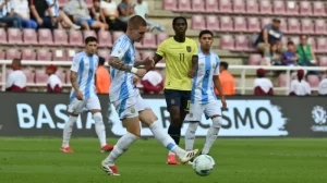 Argentina empató con Ecuador y avanzó segunda: Colombia pasó primera y Brasil tercero - TyC Sports imagen-1