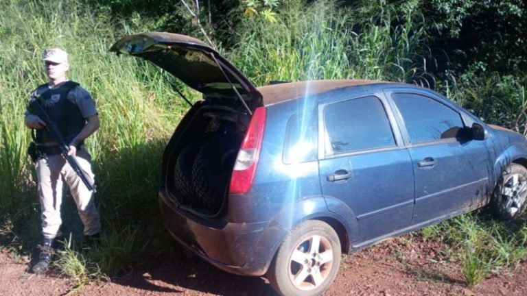 Secuestraron neumáticos de contrabando en Eldorado:  eran trasladados en un vehículo robado imagen-5