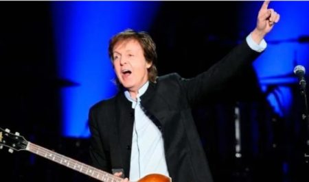 Paul McCartney mostró su preocupación por la inteligencia artificial en la música imagen-101