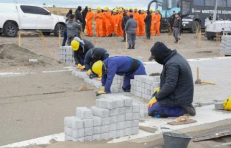 “Manos a la obra es ocio cero”: en Santa Cruz los presos salieron a trabajar imagen-8